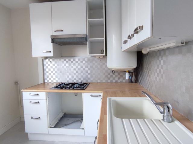 Appartement dernire étage avec box