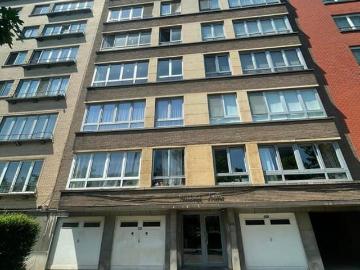 Appartement deux chambres avec garage fermé en option