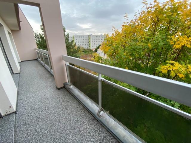 APPARTEMENT DEUX PIECES 57m2 TRES LUMINEUX