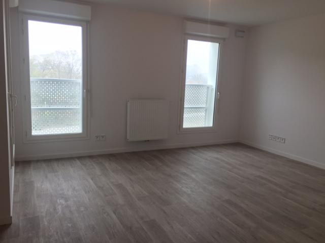 Appartement deux pièces vendu avec locataire en place