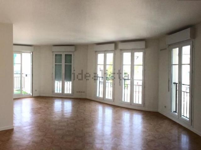 Appartement, Deuil la Barre
