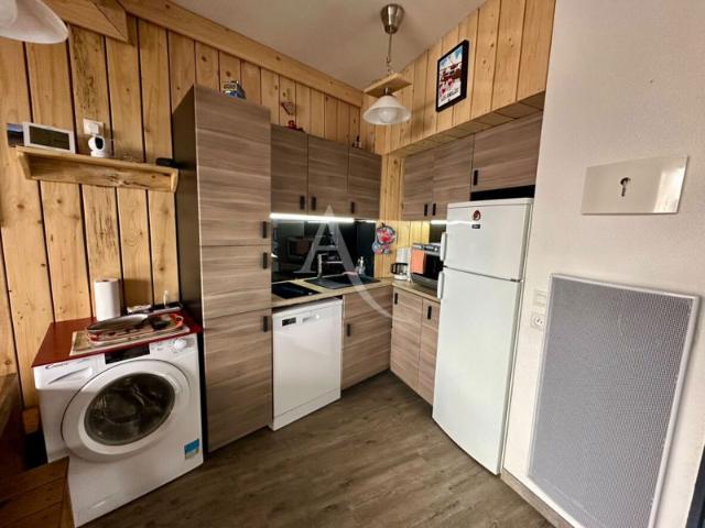 Appartement d'exception au pied des pistes Vue montagnes et lac garage 22m²