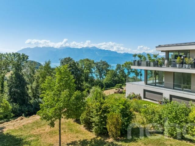 Appartement d'exception avec vue panoramique sur le lac et les Alpes