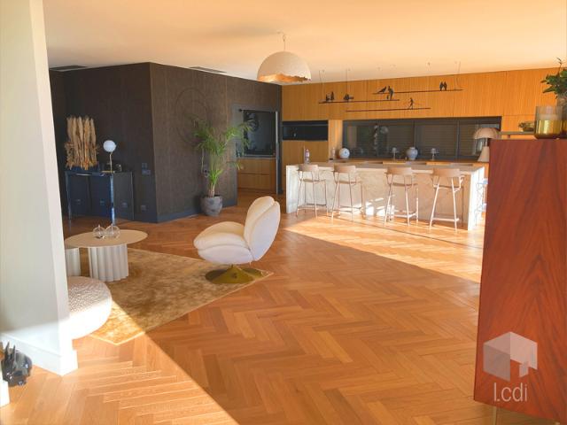 Appartement d'Exception 290 m2 Dernier Étage