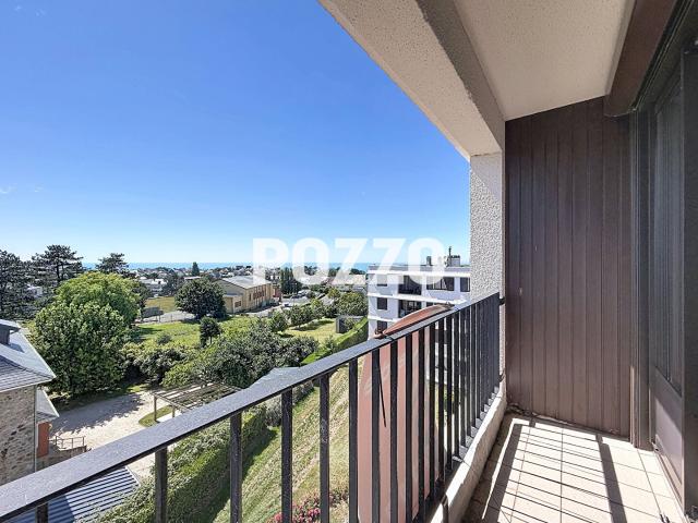 Appartement Donville Les Bains 4 pièces 95 m2 vue mer balcon et garage