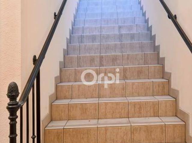 Appartement duplex 3 pièces à Louer, avec terrasse de 27 m² et b
