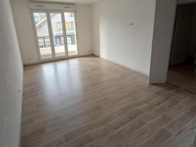 APPARTEMENT DUPLEX 3 PIECES SAULNOT