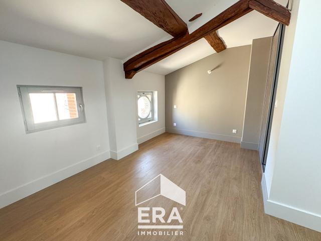 Appartement duplex 113m2 T4 neuf d'exception avec jardin et parking