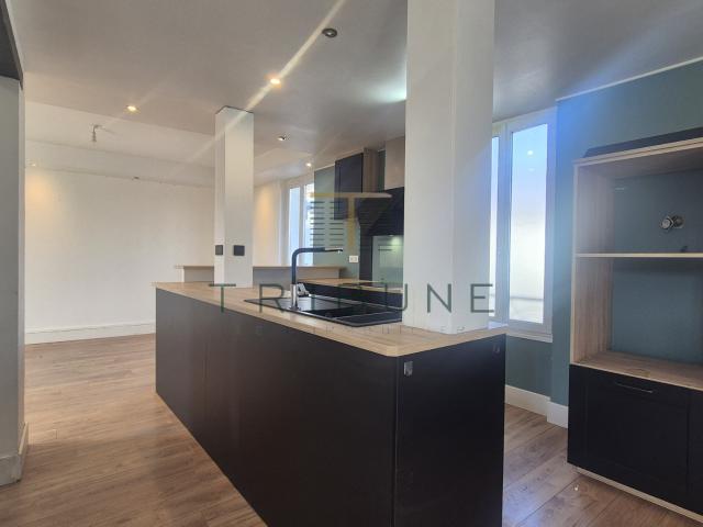 Appartement Duplex 120m2, 3 chambres hyper centre ville d'Agen
