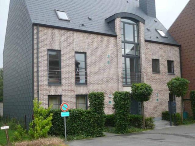 Appartement Duplex 1 ch à louer, Courcelles. EPC B