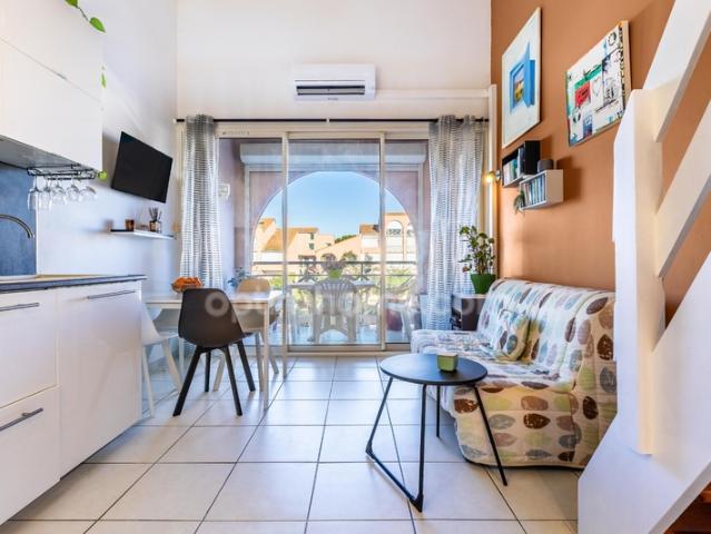 Appartement duplex 2 pièces Piscine Plage à 250m Parking privatif