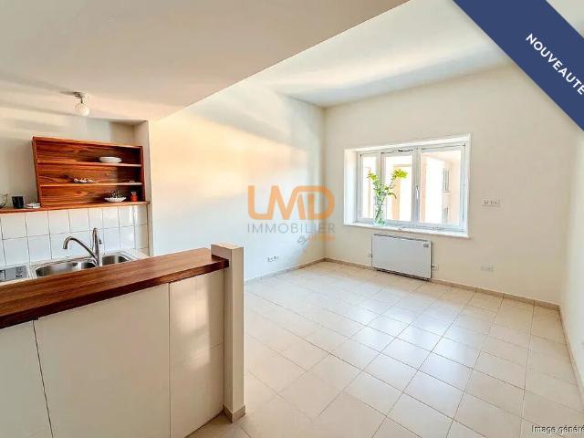Appartement duplex 4 pièces avec 2 places de stationnement priva