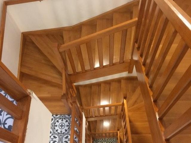 Appartement duplex à créer, au cœur de Gourdon. 62 m2 habita. 71m² Gourdon