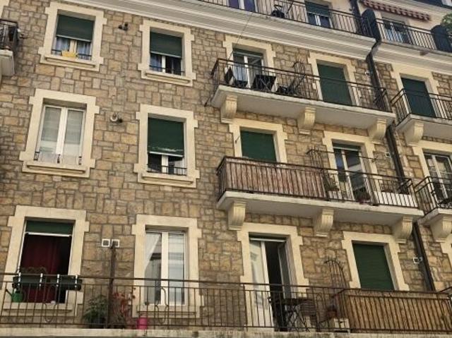 Duplex apartment in Plainpalais