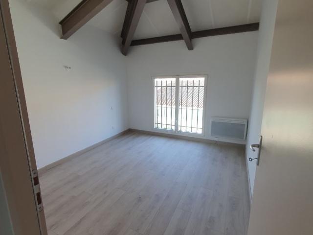 Appartement duplex atypique Claira, proche commodités