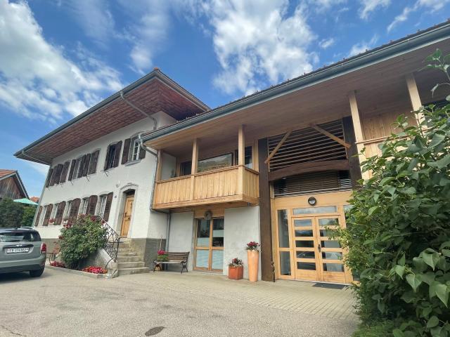 appartement duplex de 3.5 pièces sis au rez de chaussée