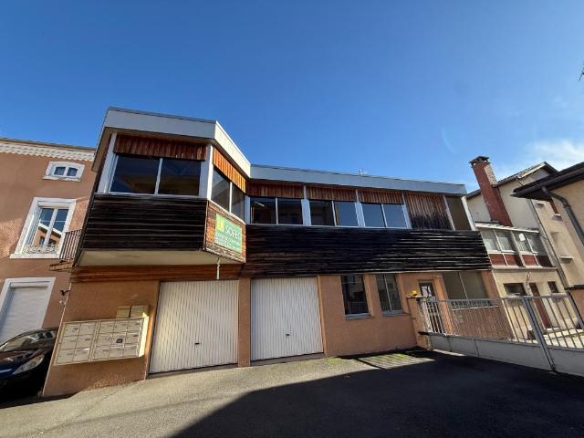 Appartement duplex de 82m2 à rénover entièrement avec BALCON et CAVE
