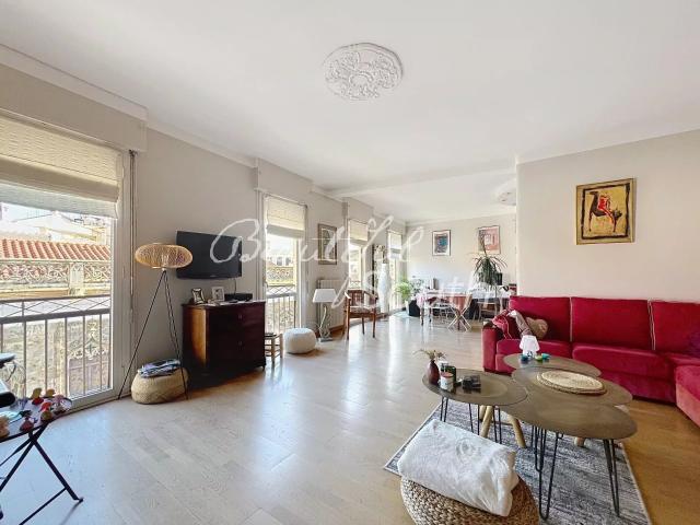 Appartement Duplex De Charme Avec Terrasse Panoramique, Perp. 117m² Perpignan