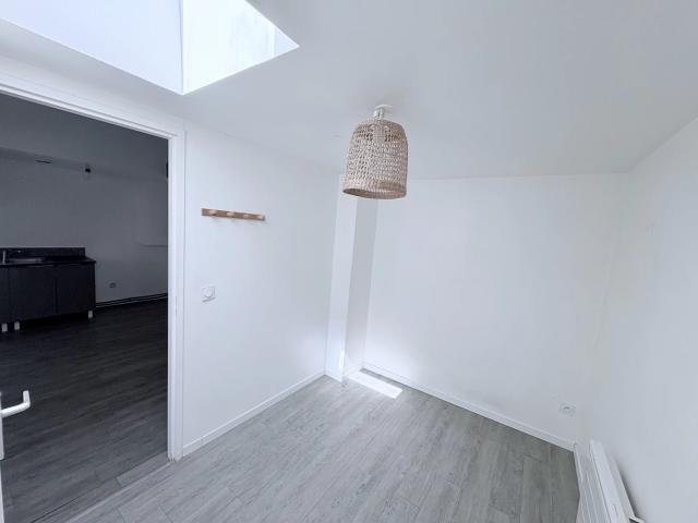 Appartement duplex – Dernier étage – 67 m² Centre ville Monest