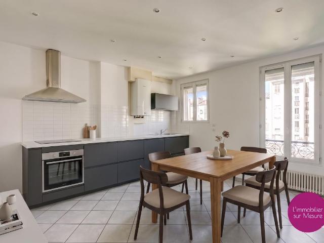 Appartement duplex en dernier étage À Vendre