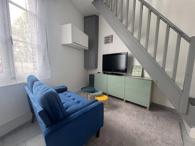 APPARTEMENT DUPLEX MEUBLÉ CENTRE VILLE