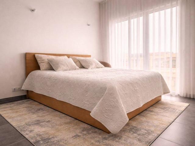 Appartement duplex meublé de 112 m² – 4 pièces – Dernier étage avec parking