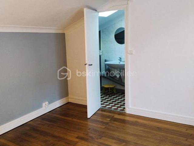 APPARTEMENT DUPLEX PROCHE PLACE DUROC 2 CHAMBRES