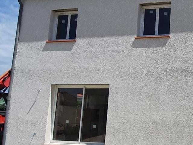 Appartement duplex T3 terrasse, jardin et parking