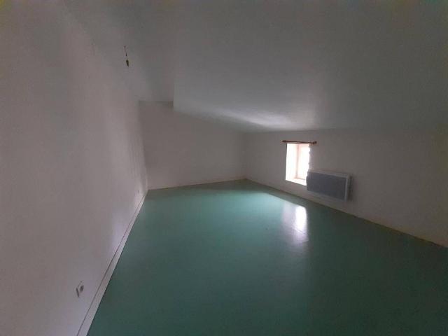 APPARTEMENT DUPLEX T5 D'ENVIRON 110 M²