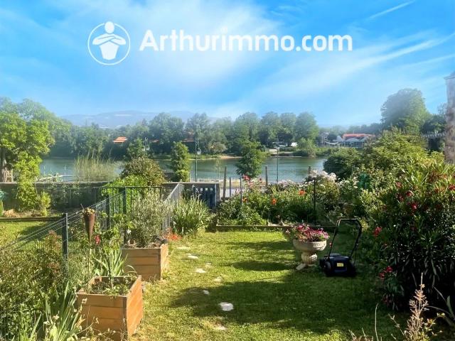 Appartement duplex vue Saône TREVOUX
