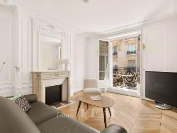Appartement • Ecole Militaire