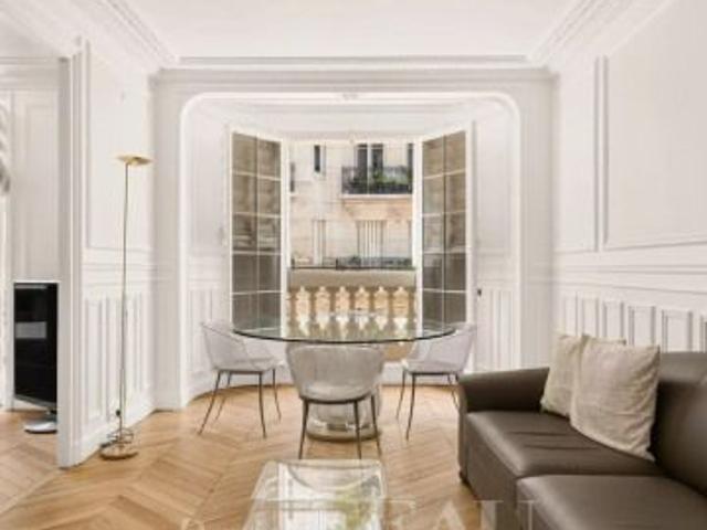Appartement • Ecole Militaire