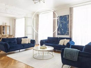 Appartement • Ecole Militaire
