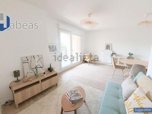 Appartement, Écully