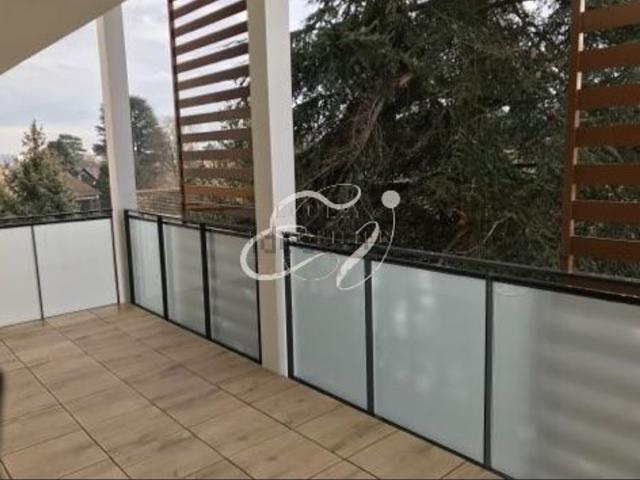 Appartement, Écully
