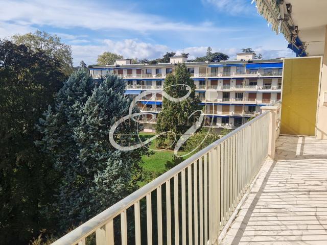 Appartement, Écully