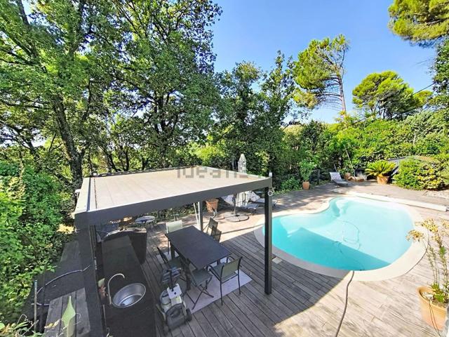 Appartement, Éguilles