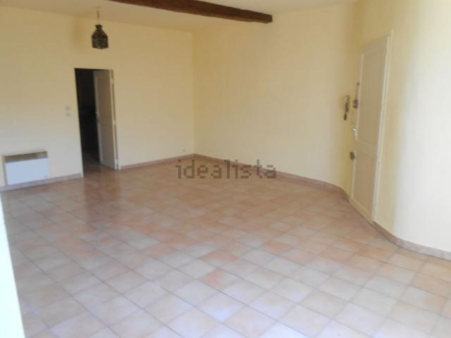Appartement, Éguilles