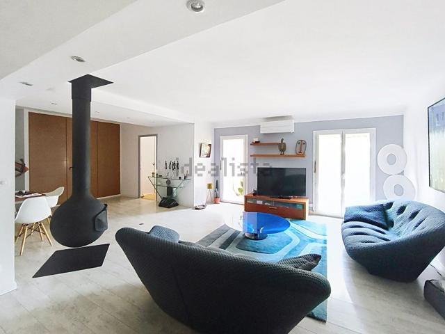 Appartement, Éguilles