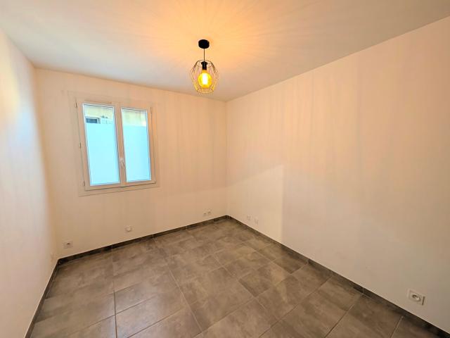 APPARTEMENT EGUILLES 2 pièce s 44.15 m2