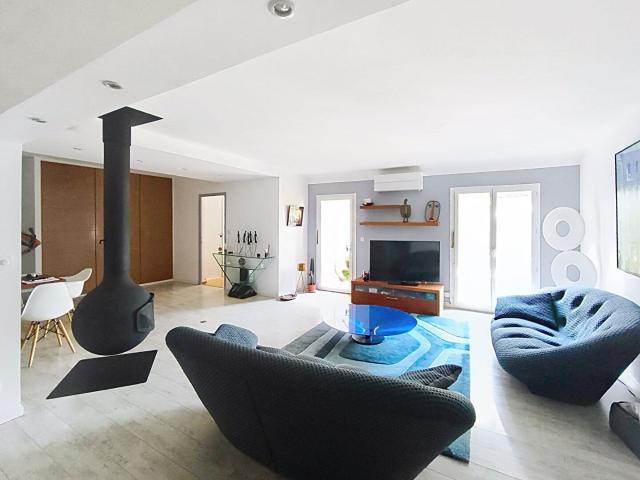 Appartement Eguilles 3 pièce s 113 m2, piscine privative 113m² Eguilles