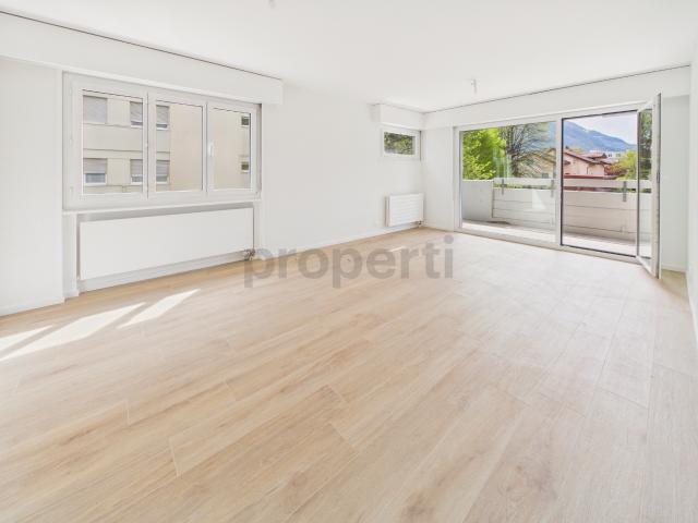 Appartement élégamment rénové 3.5 pièces avec ascenseur, Sion