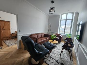Appartement élégant au bord de la rivière au cœur historique. 65m² Confolens