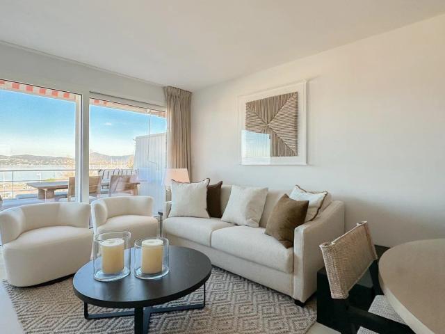 Appartement élégant avec vue panoramique sur la mer au cœur. 54m² Saint Tropez