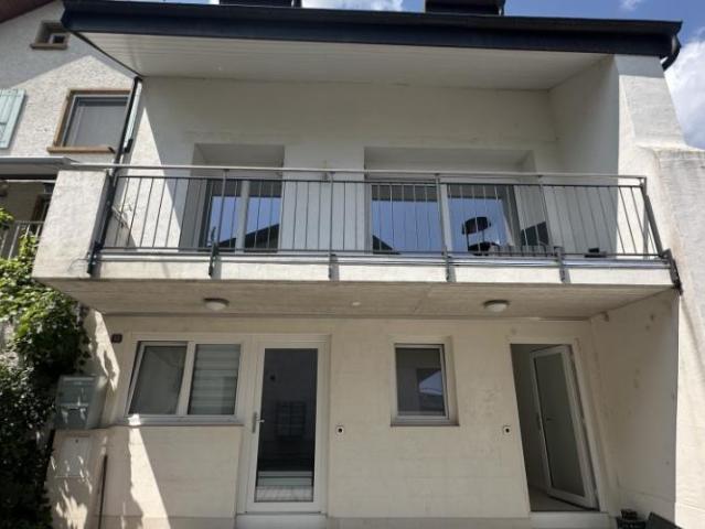 Appartement en triplex dans maison villageoise de caractère