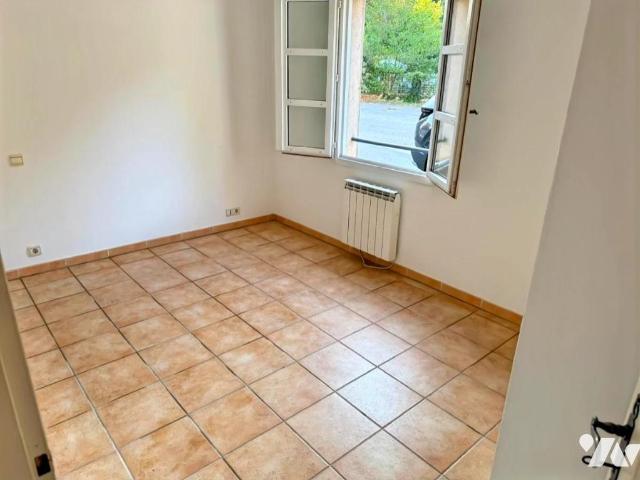 Appartement en vente à Môle, Provence Alpes Côte d'Azur, 255000€