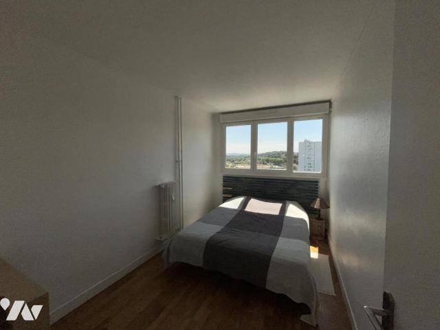 Appartement en vente à Bagnols sur Cèze, Occitanie, 105000€