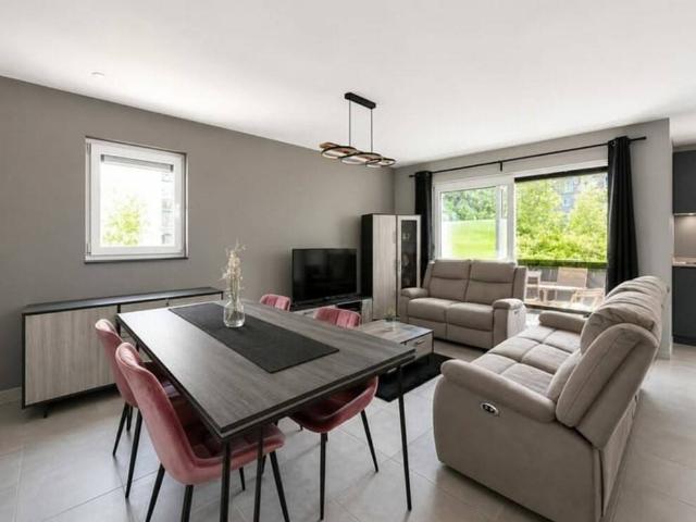 Appartement en Vente à Engis