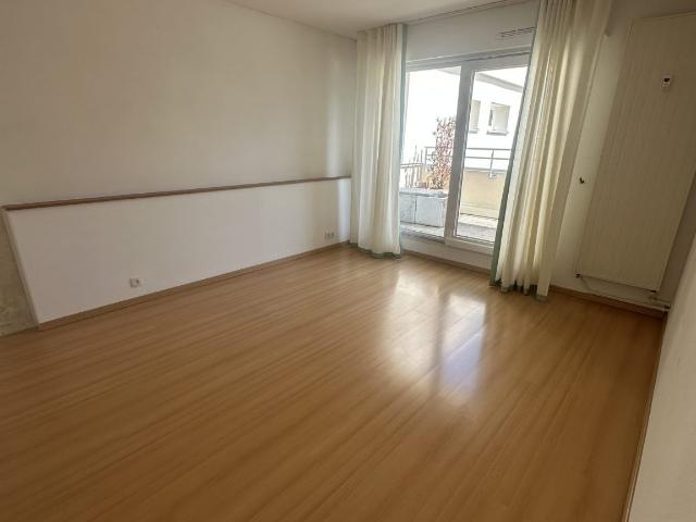 Appartement en vente à Rixheim, Grand Est, 238740€