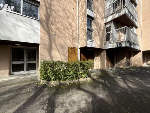 Appartement en vente à Saint Avertin, Centre Val de Loire, 147000€